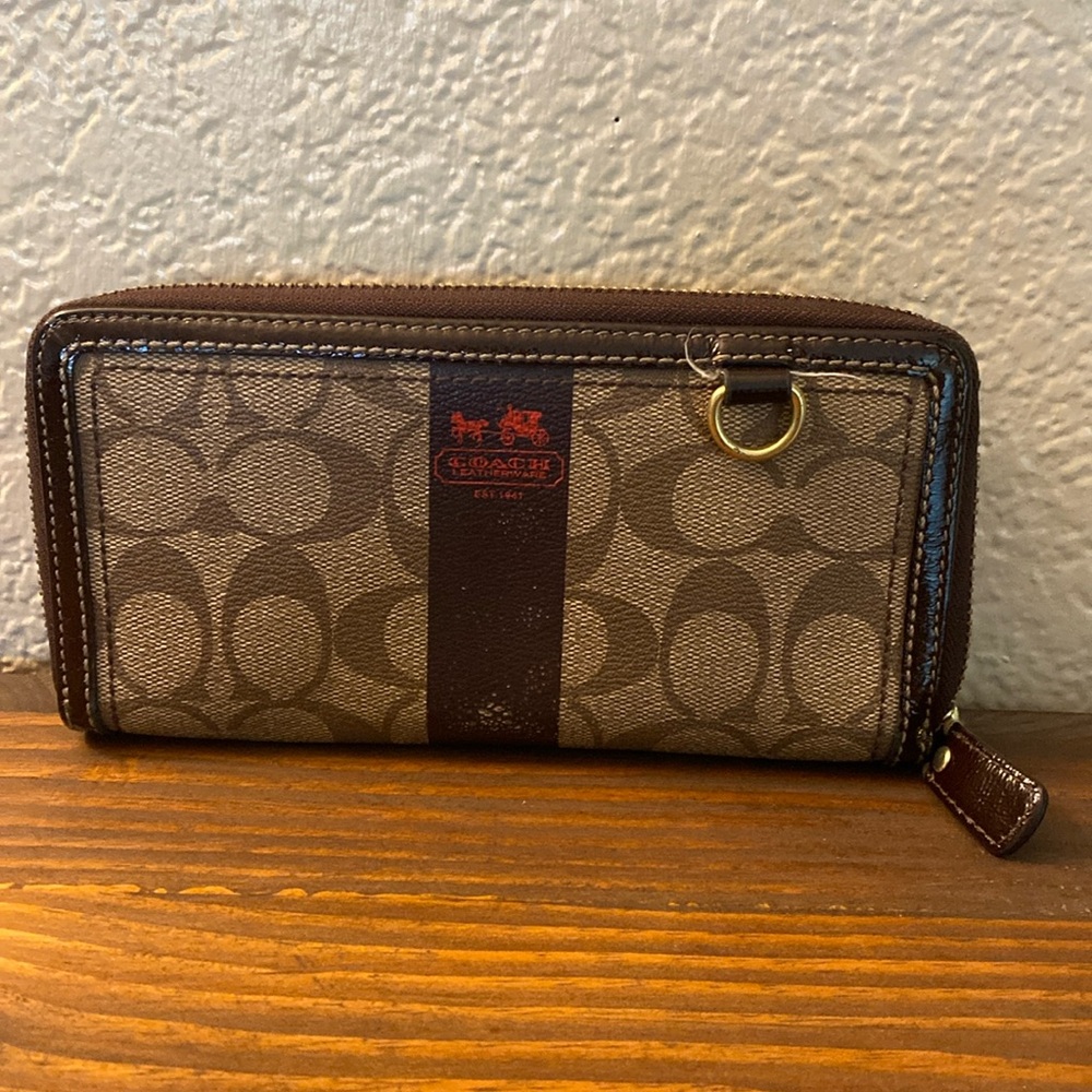 Coach wallet